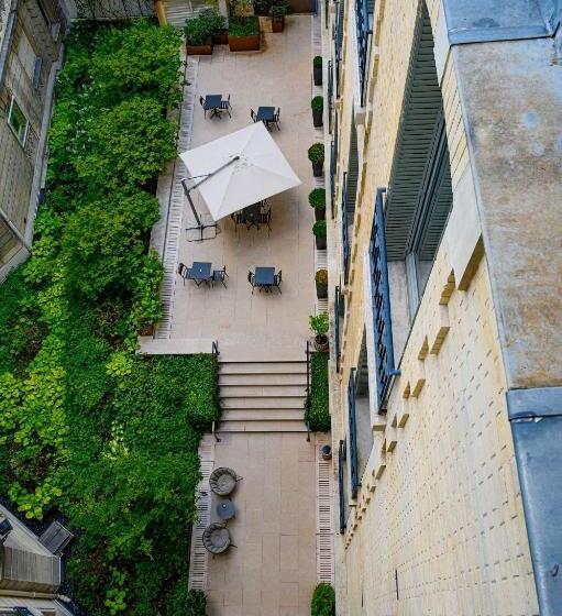 Hotel La Clef Champsélysées Paris By The Crest Collection