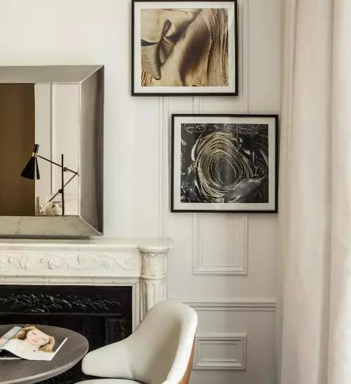 ホテル La Clef Champsélysées Paris By The Crest Collection