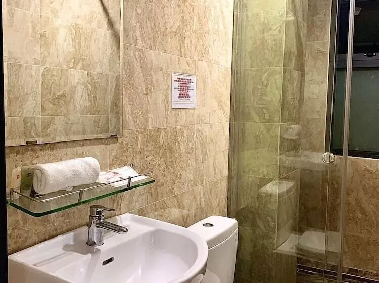 هتل The Lumiere Near Tan Son Nhat Airport