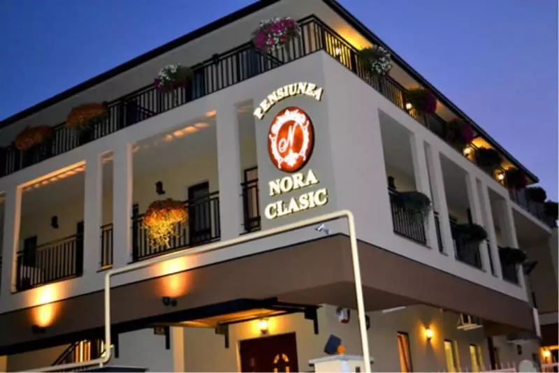 Hotelli Pension Nora Clasic