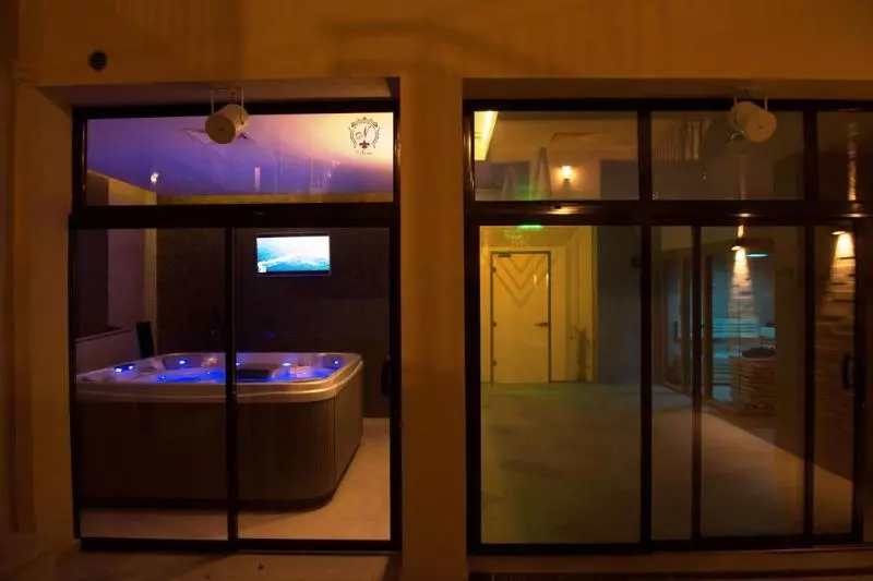 Hotelli Pension Nora Clasic
