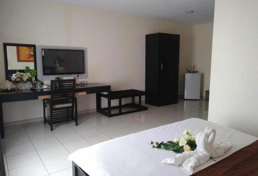 فندق Puri Chorus