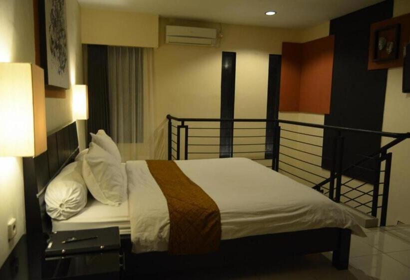 فندق Puri Chorus