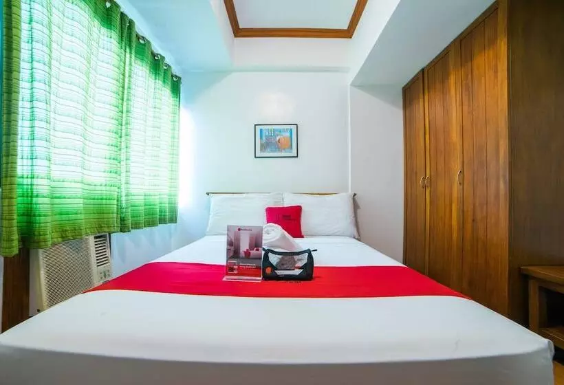 Hotelli Kaseldorzhostel Transient At Moonwalk Paranaque