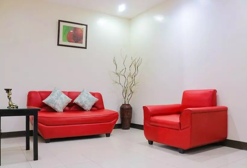 ホテル Reddoorz Plus @ Mabolo Cebu