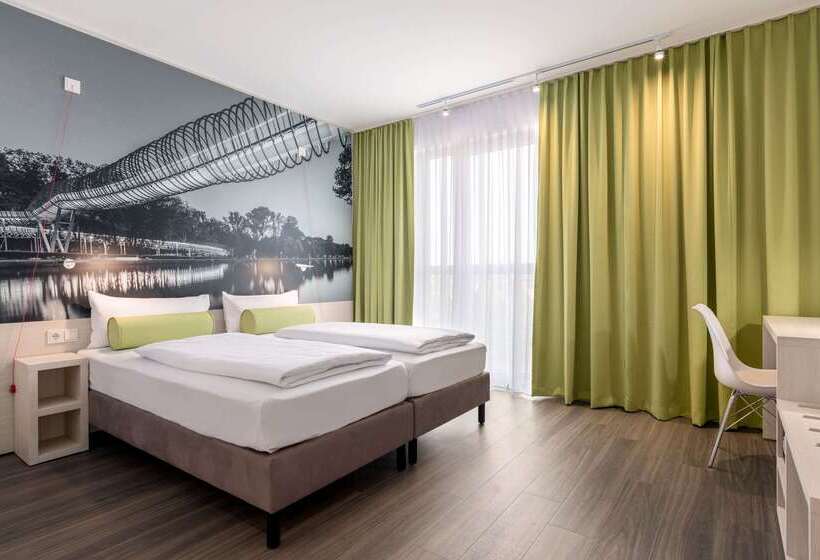 Отель Super 8 By Wyndham Oberhausen Am Centro