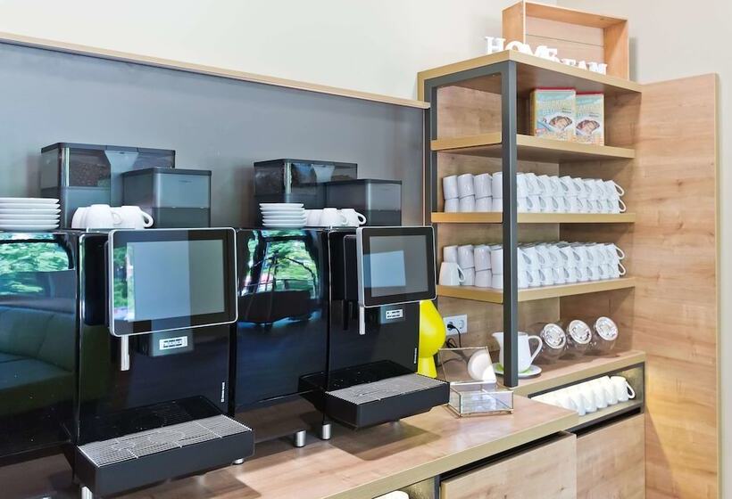 Отель Super 8 By Wyndham Oberhausen Am Centro