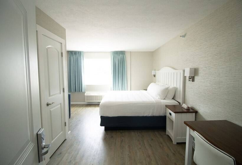 فندق The Baywatch Resort