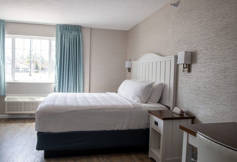 فندق The Baywatch Resort