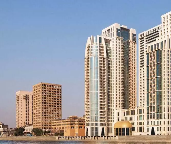ホテル The St. Regis Cairo