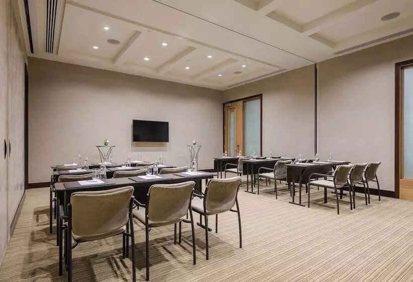 ホテル The St. Regis Cairo