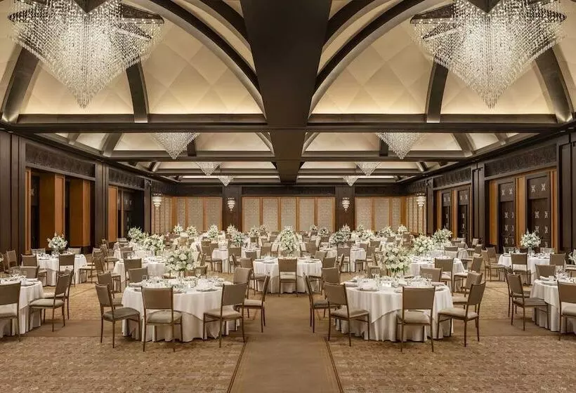 ホテル The St. Regis Cairo