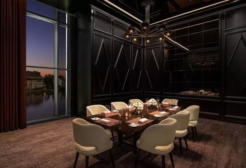 ホテル The St. Regis Cairo