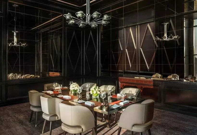 ホテル The St. Regis Cairo