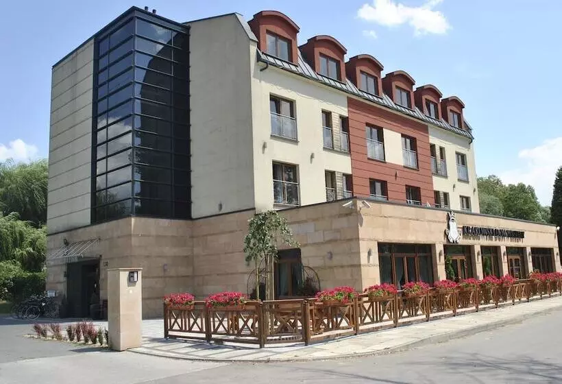 هتل Zakliki