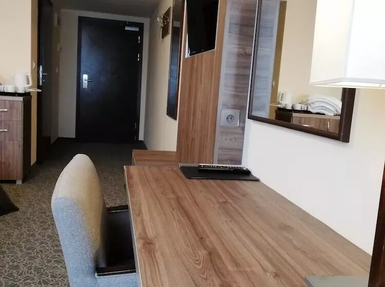 هتل Zakliki