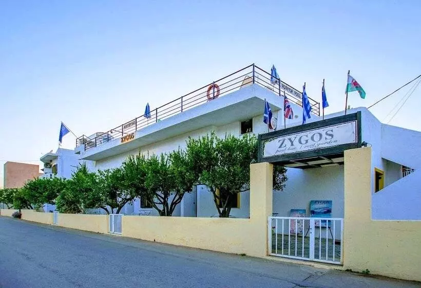 ホテル Zygos Apartments
