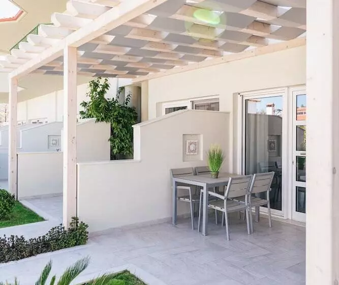 Minthi Boutique Apartments