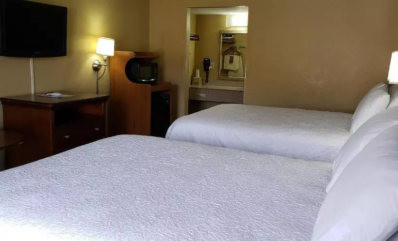 Motelli Select Inn Hermitage