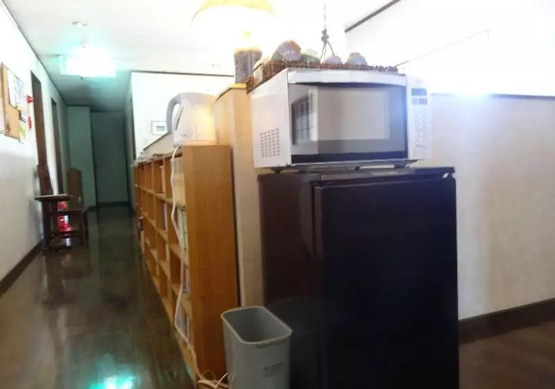 ペンション Gasthof Arutany