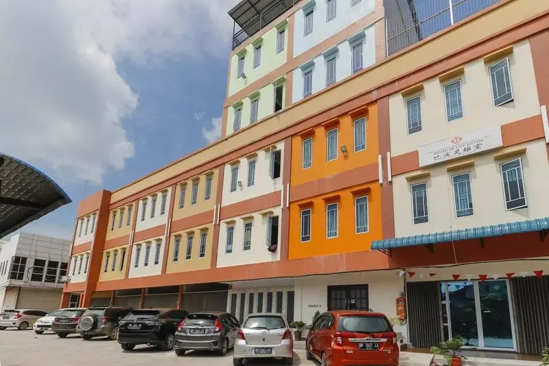 Majatalo Reddoorz At Nagoya Indah Batam