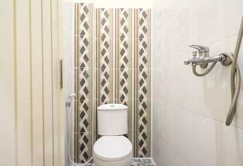 Majatalo Reddoorz @ Rungkut