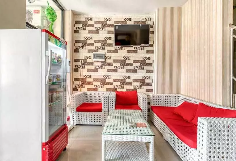 Majatalo Reddoorz @ Rungkut