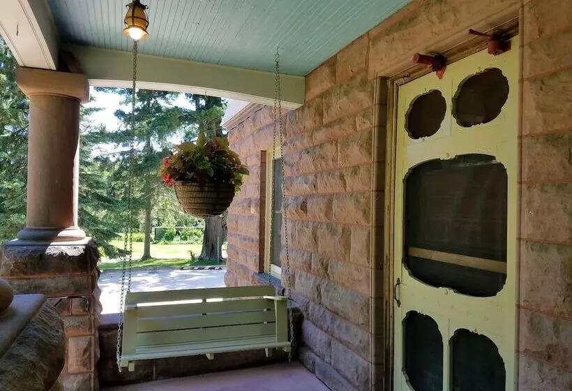 Pinehurst Inn Bed & Breakfast