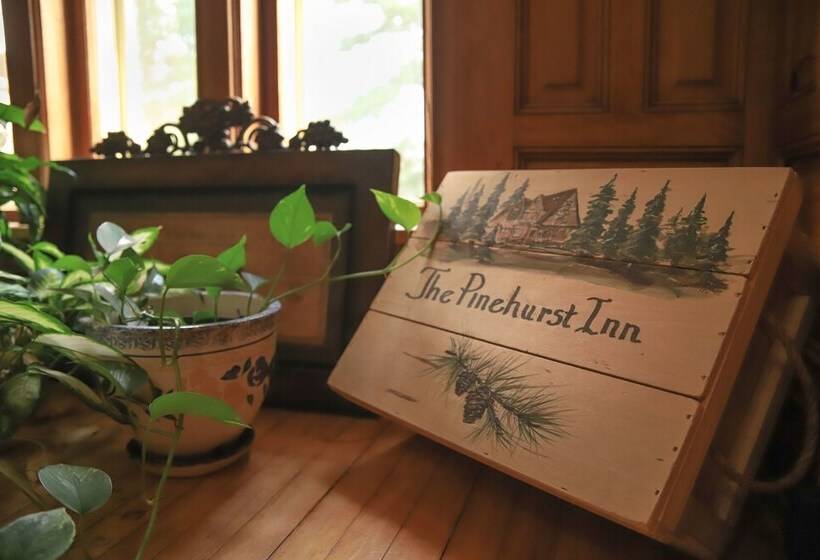 Pinehurst Inn Bed & Breakfast