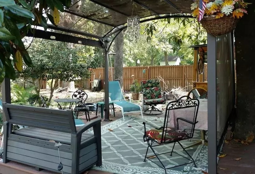 Baker Street Bed And Breakfast