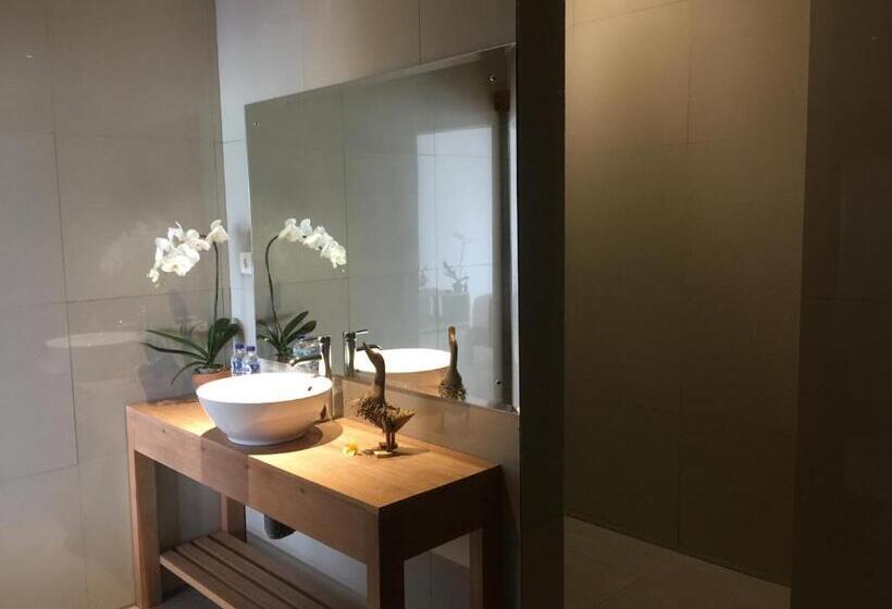 민박 Patal Kikian Villa