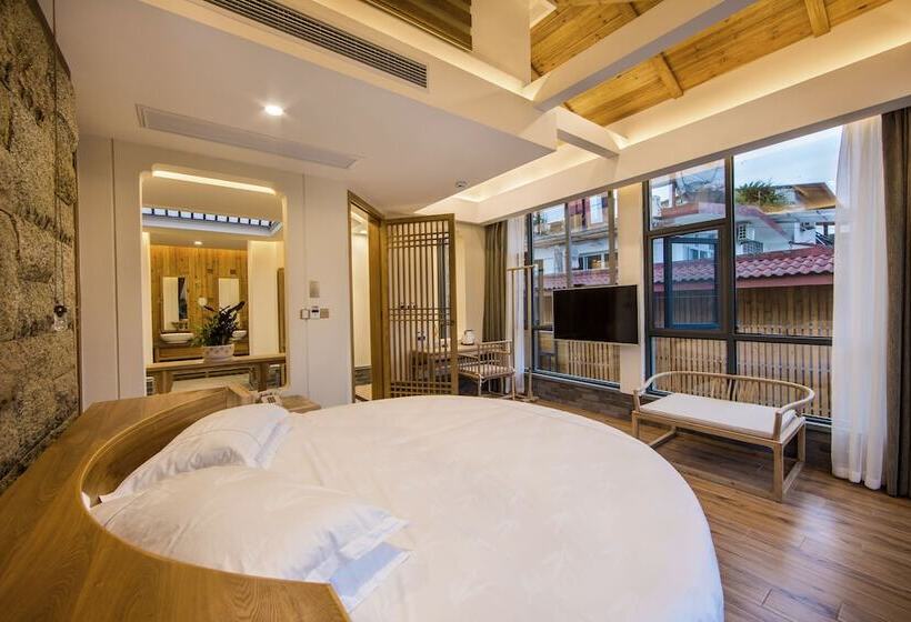 住宿加早餐  Wuyishan Old Street Hill Lodge