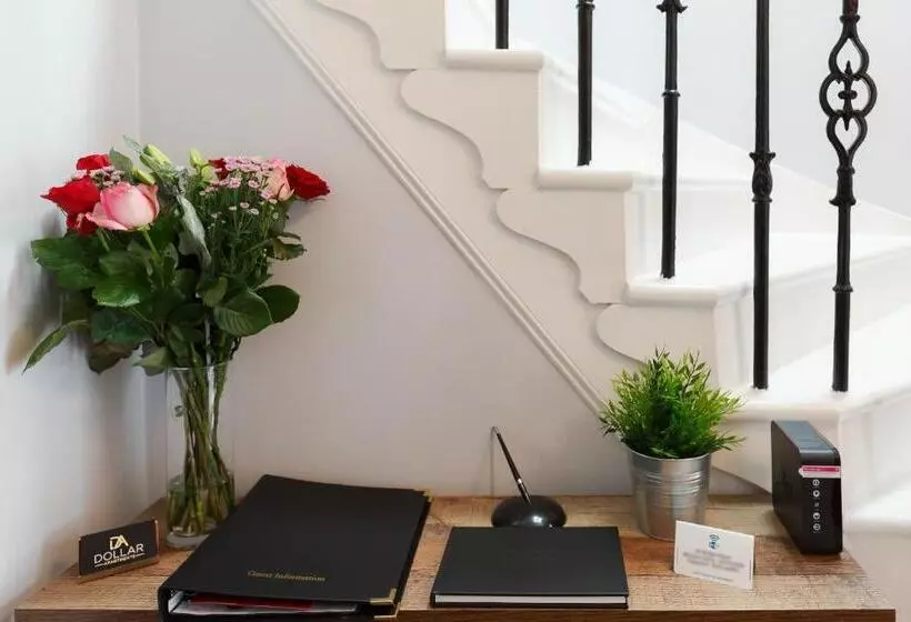 Dollar Apartments At 41