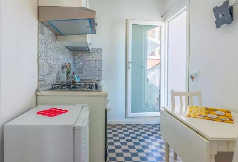 فندق فئة نجمة واحدة A'storia