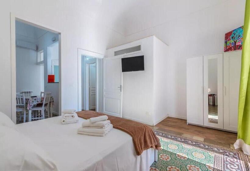 فندق فئة نجمة واحدة A'storia