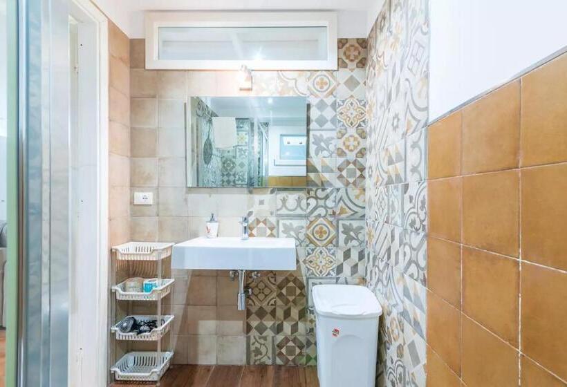 فندق فئة نجمة واحدة A'storia