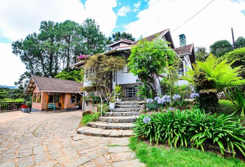 簡易ホテル Chalés Tucano