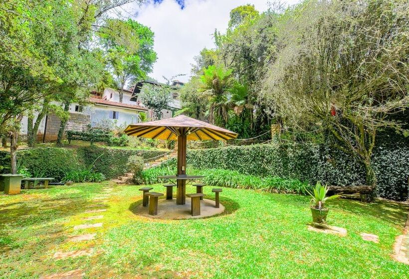 簡易ホテル Chalés Tucano