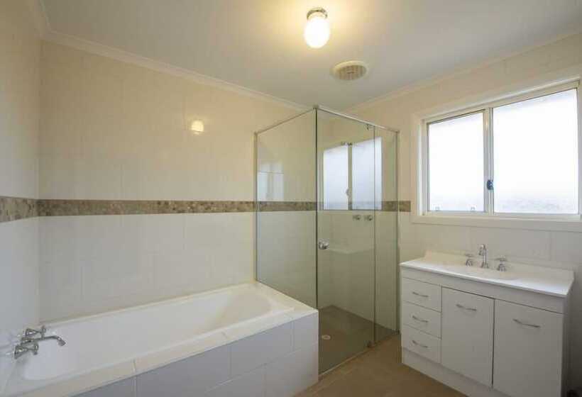 簡易ホテル Flinders Bush Retreats