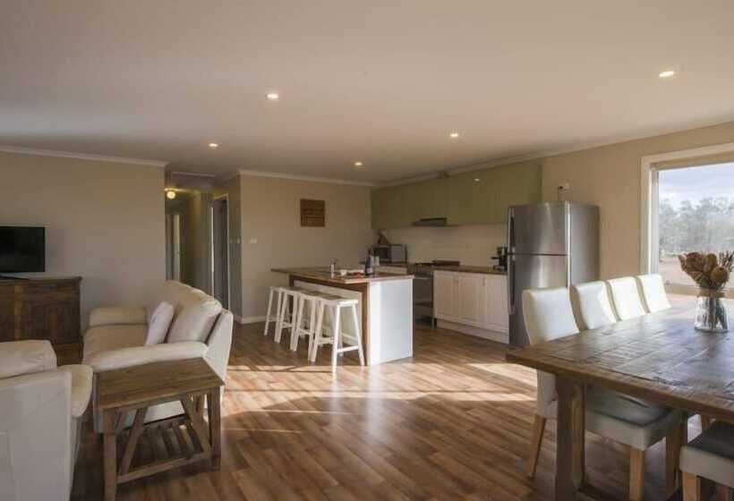 簡易ホテル Flinders Bush Retreats