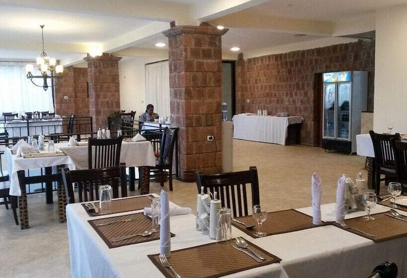 مسافرخانه Lalibela Lodge