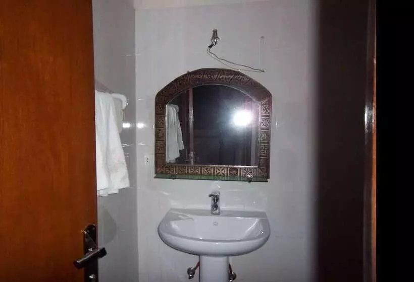 مسافرخانه Lalibela Lodge