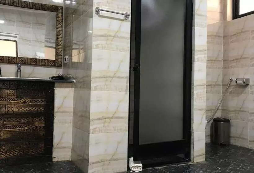 مسافرخانه Lalibela Lodge