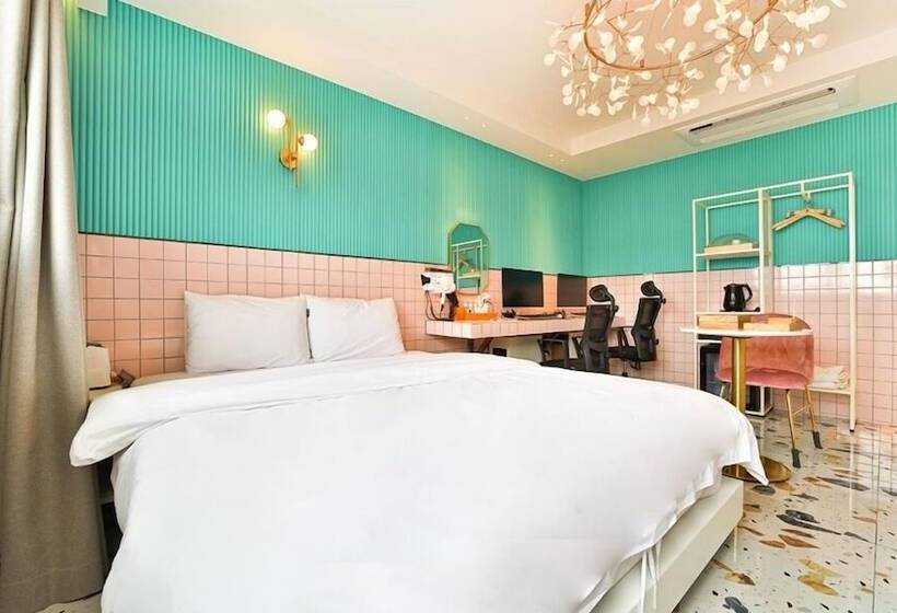 Hotel February Tongyeong Jukrim