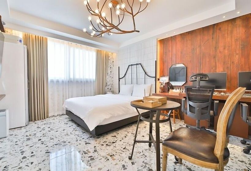 Hotel February Tongyeong Jukrim