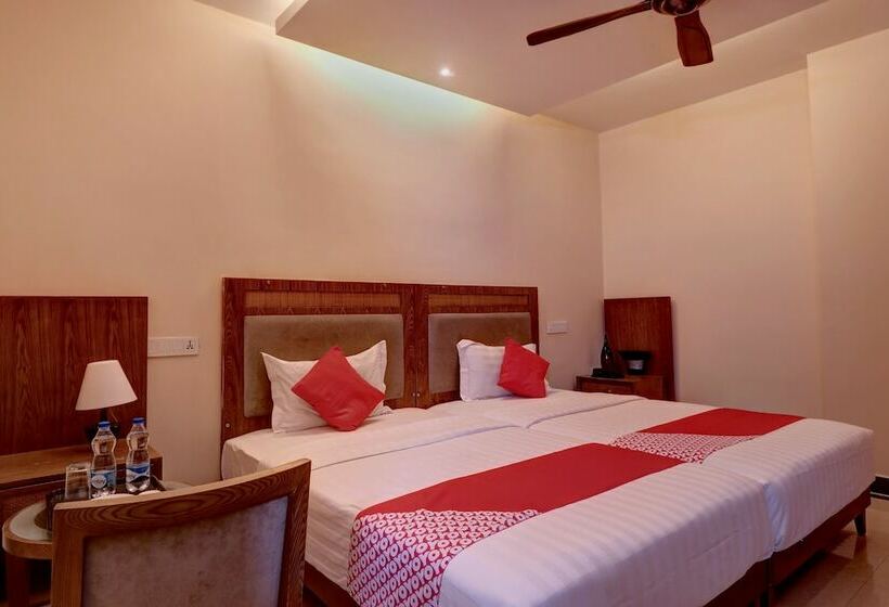 Hotel Genx By Oyo Rooms