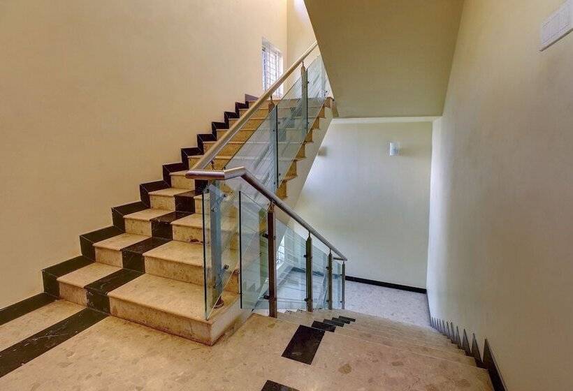 Hotel Genx By Oyo Rooms