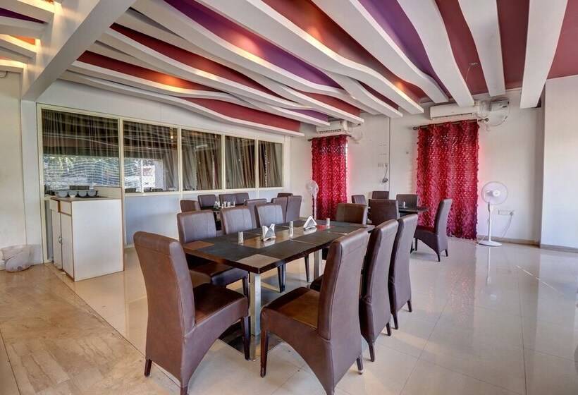 Hotel Genx By Oyo Rooms