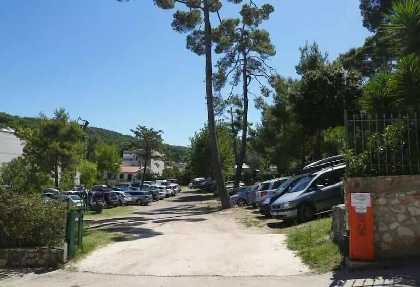 Hotelli Happy Camp Mobile Homes In Camping Villaggio Internazionale