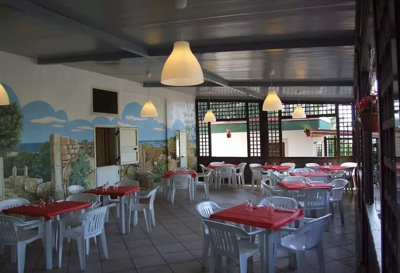 Hotelli Happy Camp Mobile Homes In Camping Villaggio Internazionale